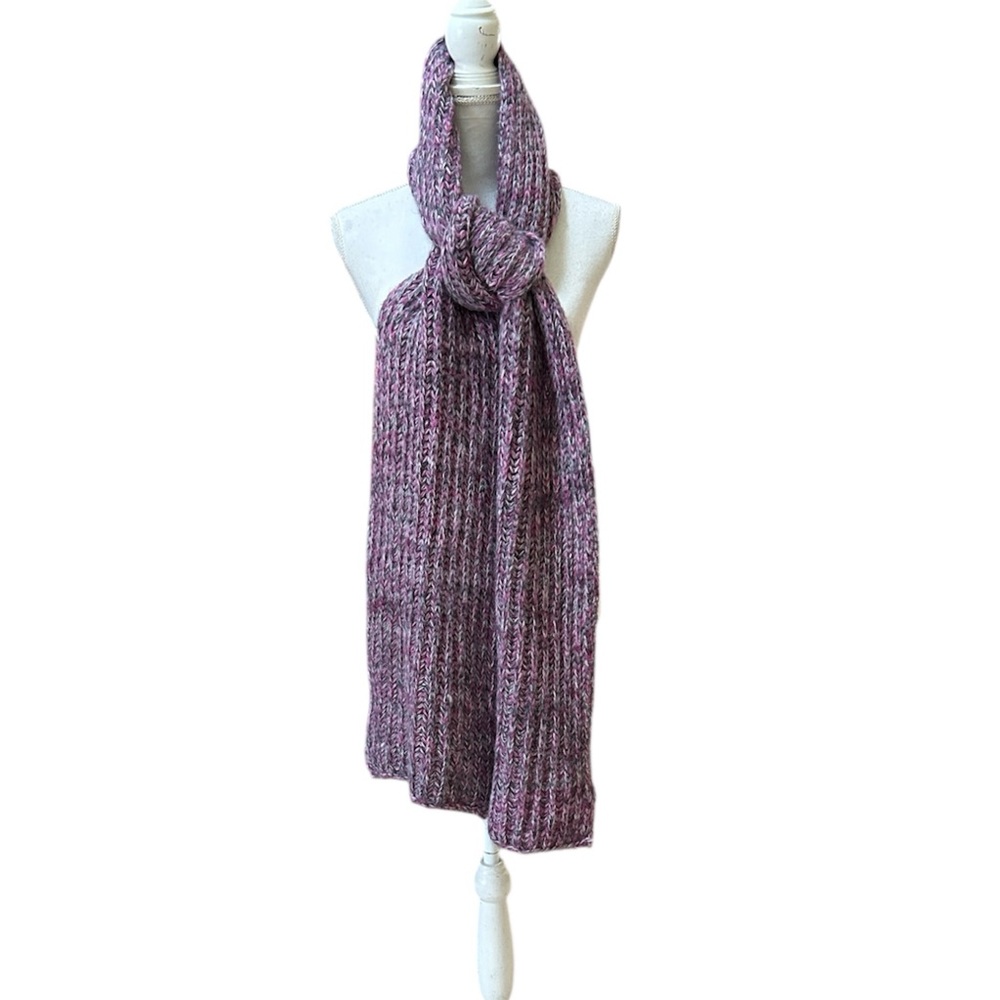 Gap Women’s Thick Chunky Knit Pink Purple Vertical Ribbed Long Oversized Scarf